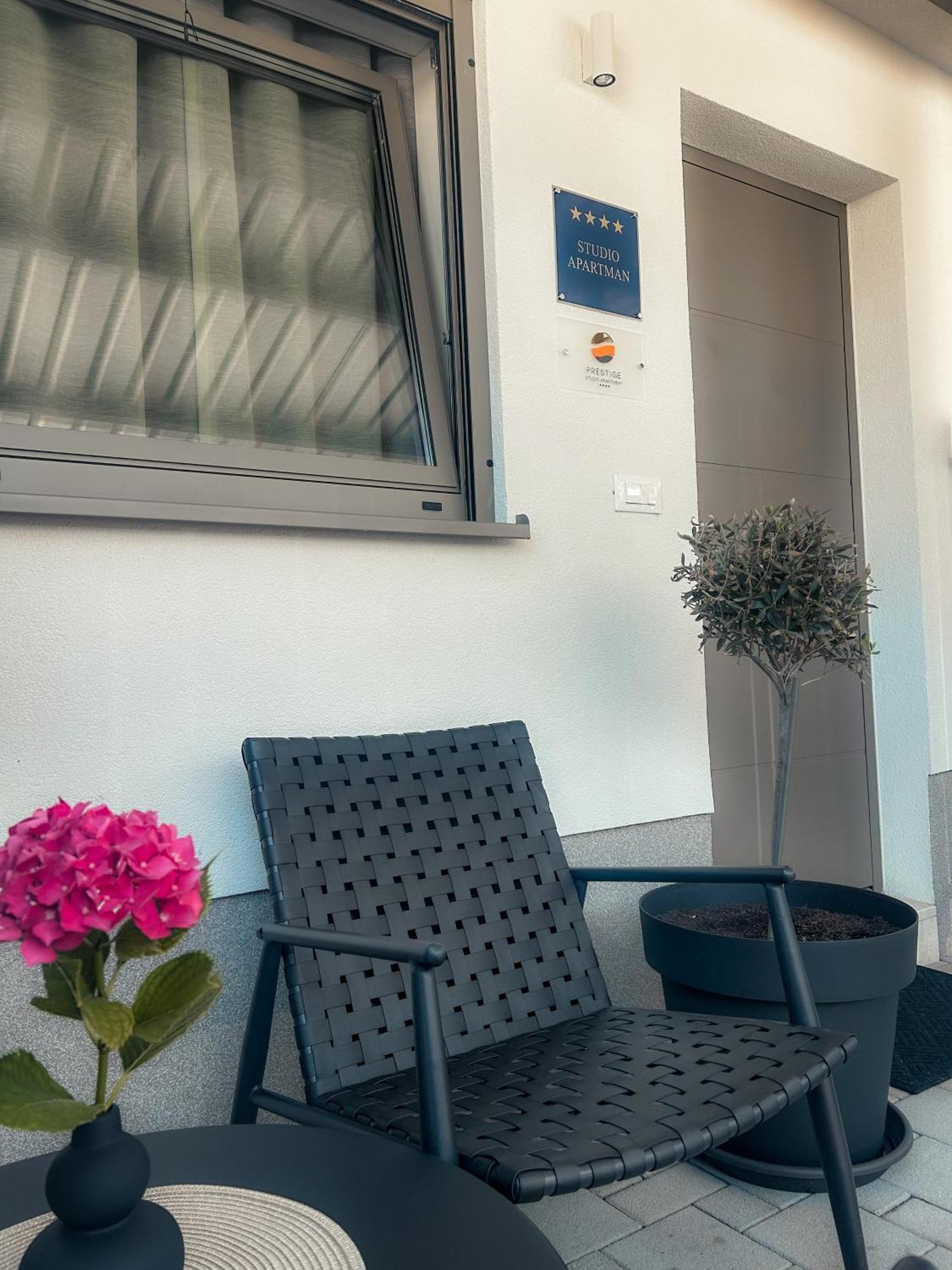 Prestige Apartment *